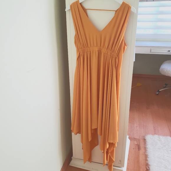 BCBG MaxAzria yellow chiffon dress small - Picture 1 of 6